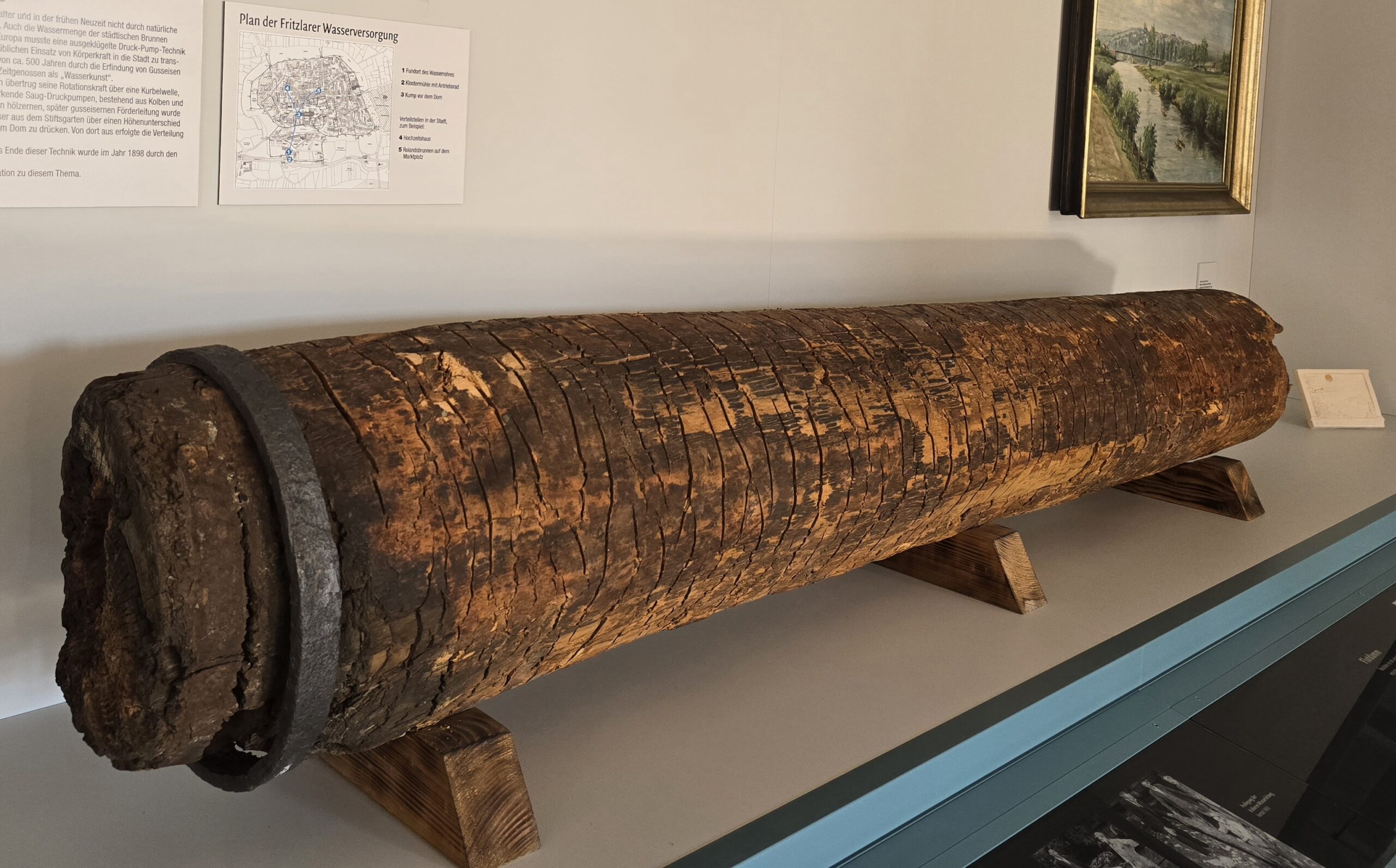 hölzernes Wasserrohr aus dem Mittelalter